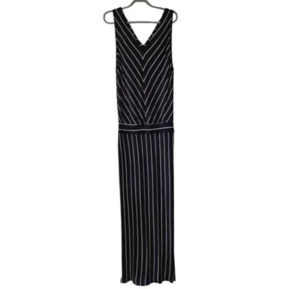 Heather black and white striped chevron sleeveless side slit maxi dress size L